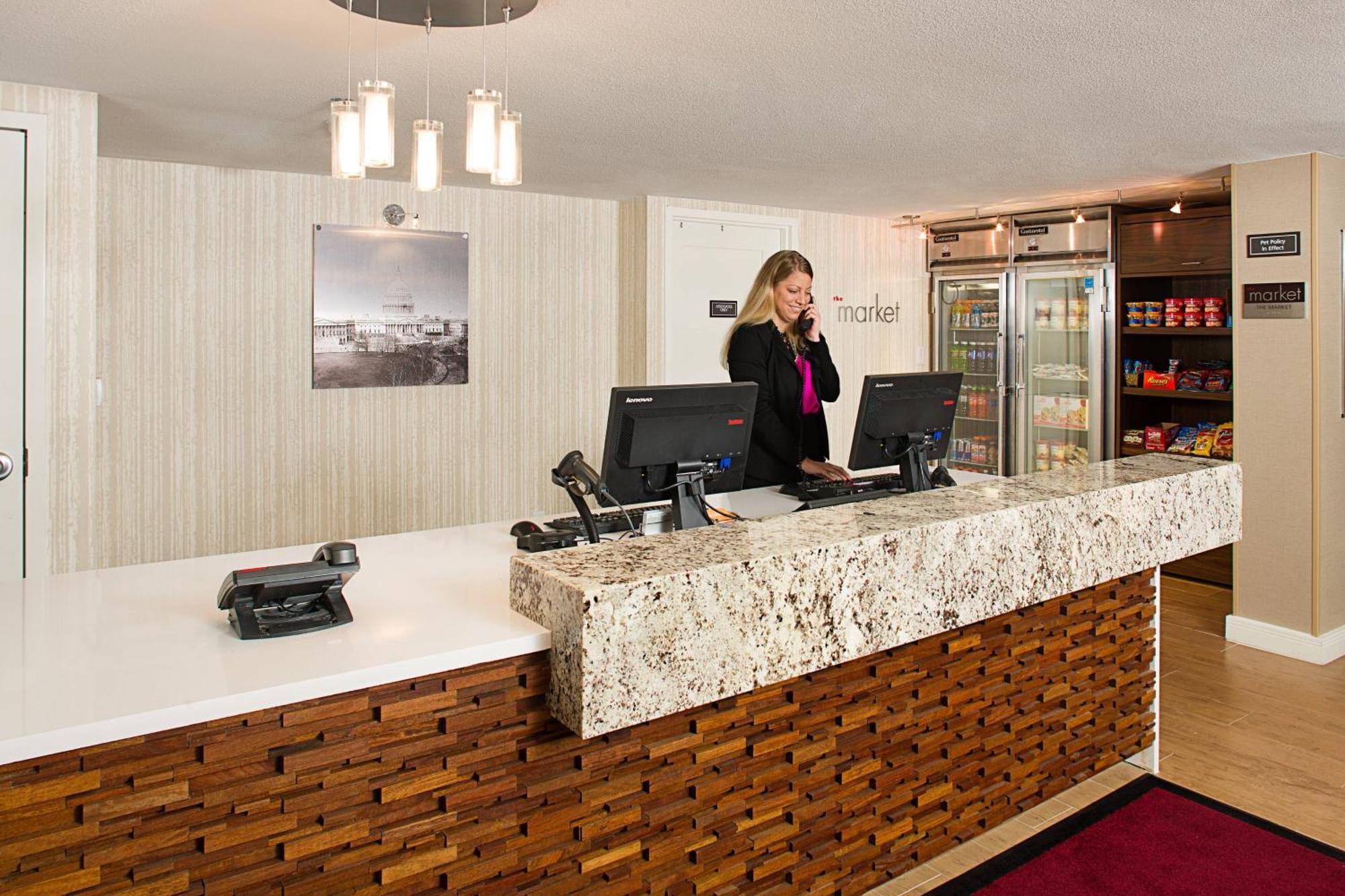 Residence Inn By Marriott Washington - Dc/Foggy Bottom Bagian luar foto
